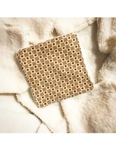 Toalhete desmaquilhante reutilizável