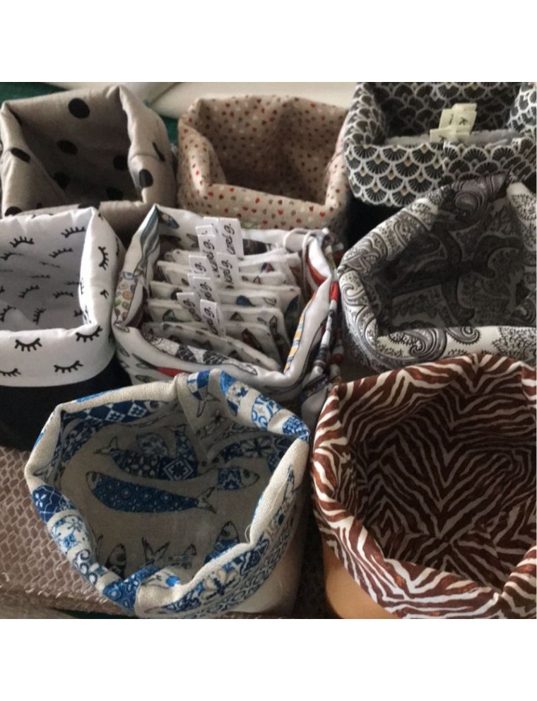 Cesto impermeável para toalhetes