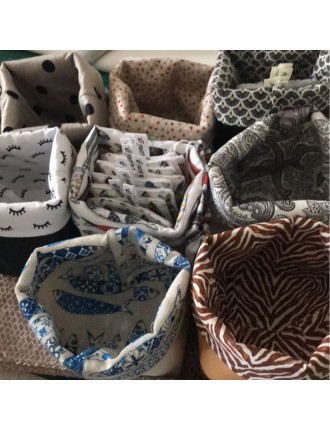 Cesto impermeável para toalhetes