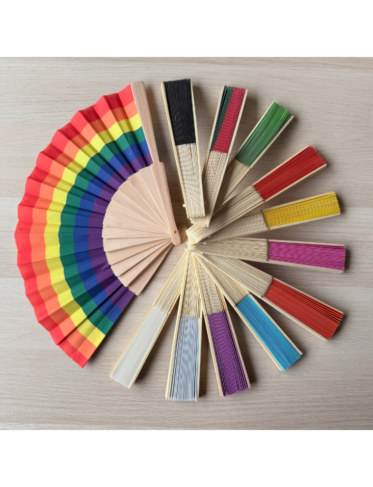 Leque de madeira, com personalização