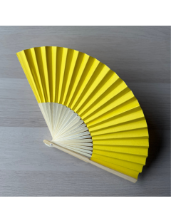 Leque de madeira, com personalização