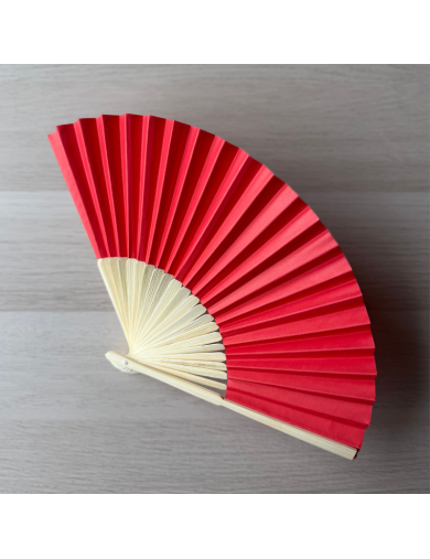 Leque de madeira, com personalização