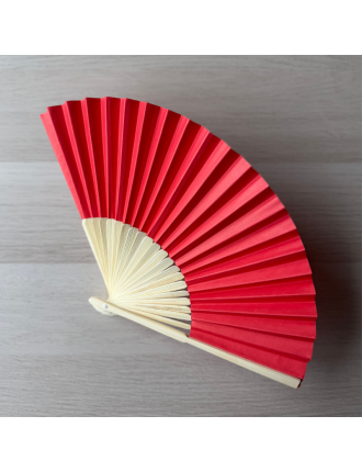 Leque de madeira, com personalização