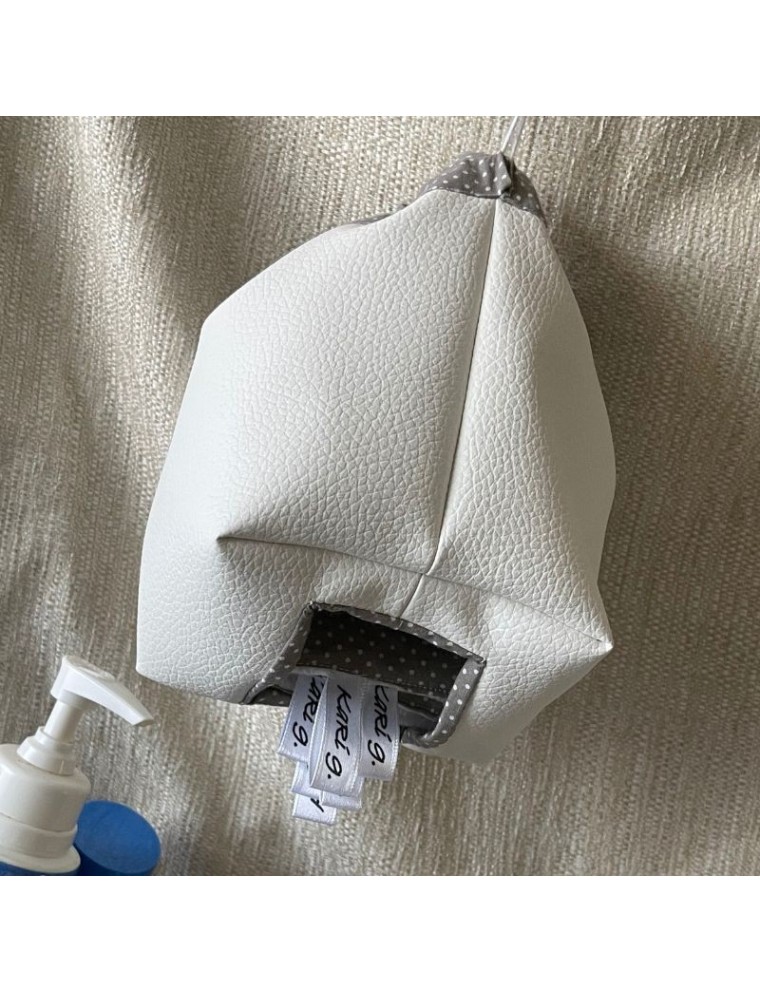 Cesto distribuidor de toalhetes